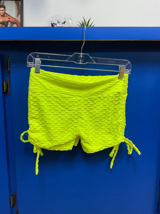 SCRUNCH SHORTS - NEON GREEN