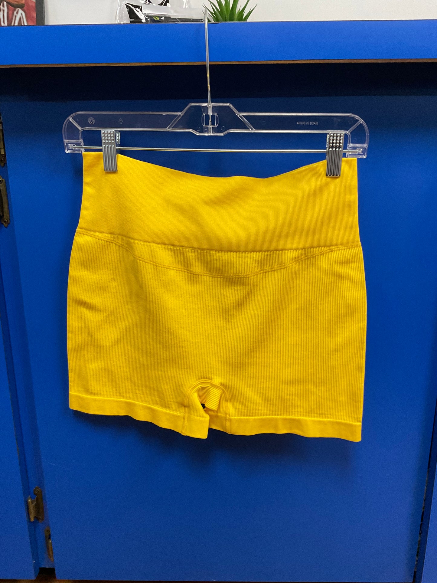 SHORTY BOO SHORTS - YELLOW